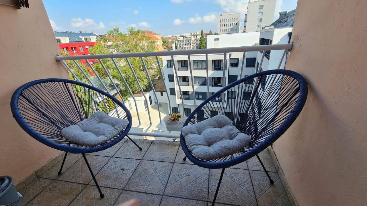 Marina Penthouse Lejlighed Novi Sad Eksteriør billede